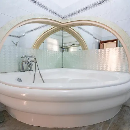 Casa Del Mandorlo شقة أفولا