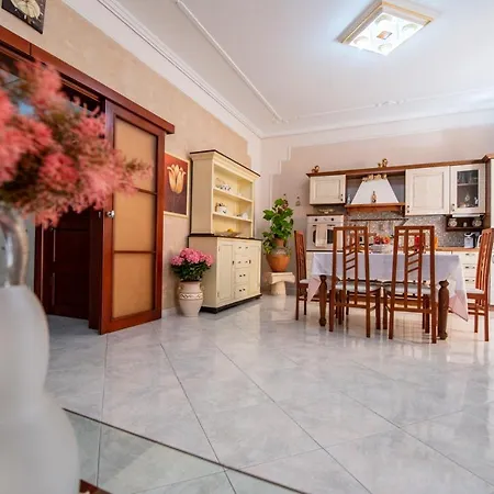 شقة Casa Del Mandorlo أفولا