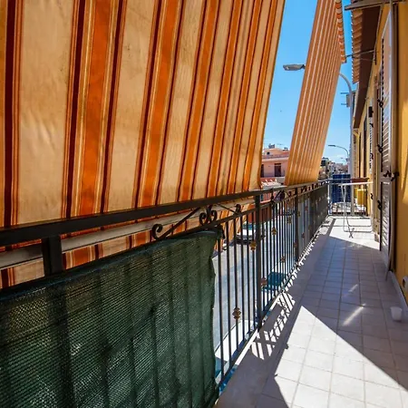 شقة Casa Del Mandorlo أفولا